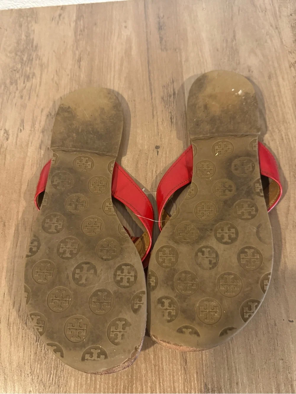 Tory Burch Red Leather Flower Thong Sandals with Gold Logo Size 9